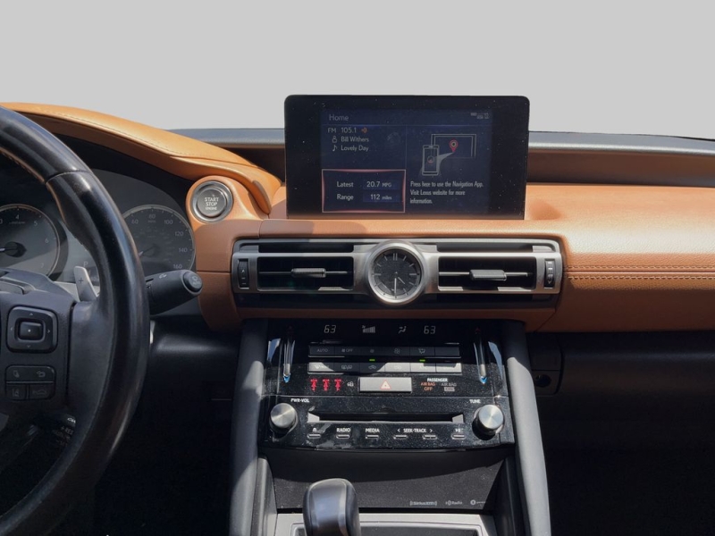 2021 Lexus IS