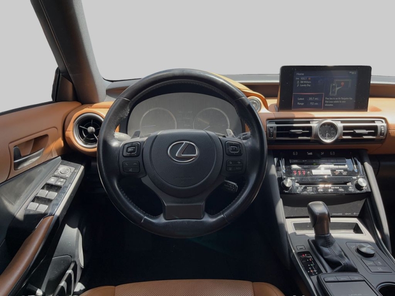 2021 Lexus IS