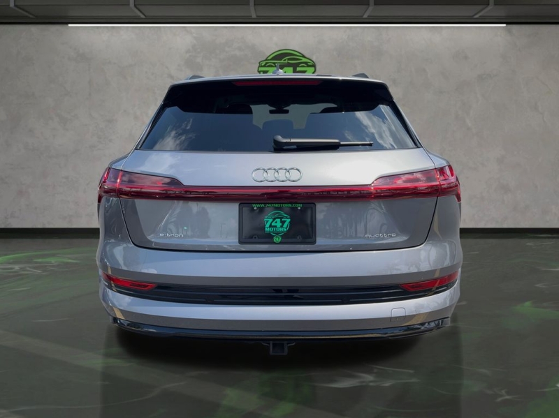 2021 Audi e-tron
