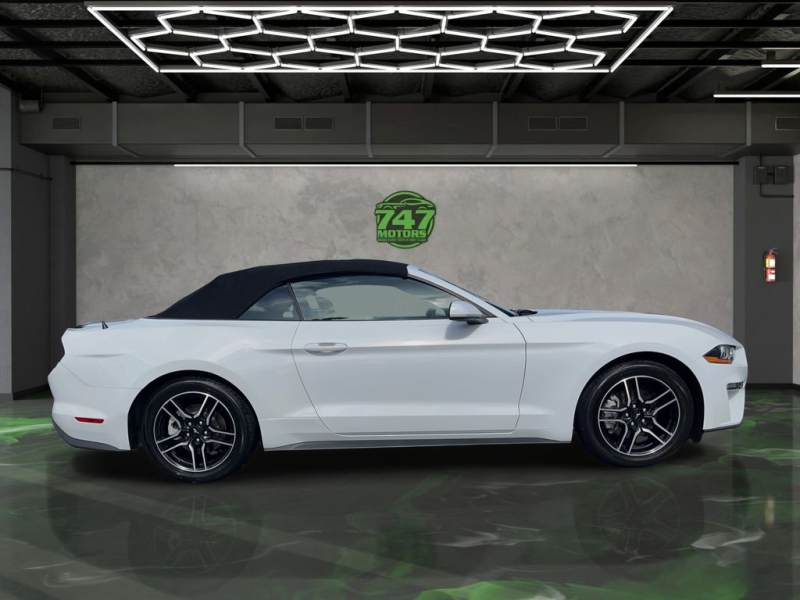 2022 Ford Mustang