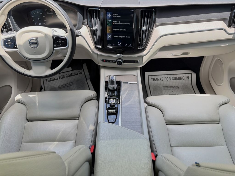 2018 Volvo XC60 Hybrid