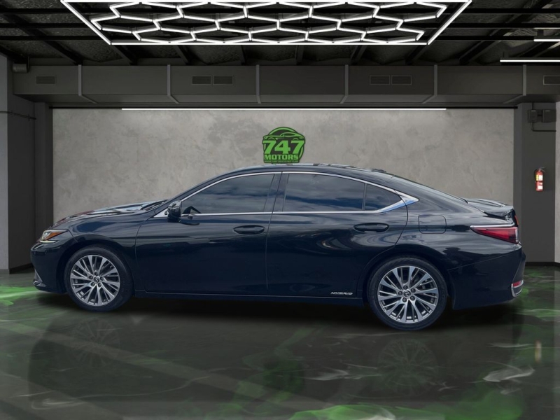 2019 Lexus ES