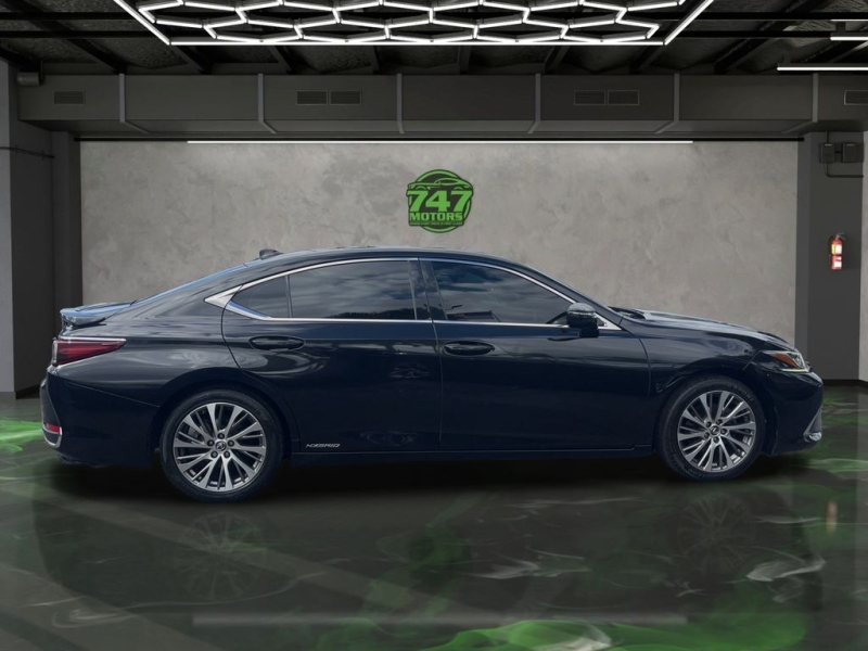 2019 Lexus ES
