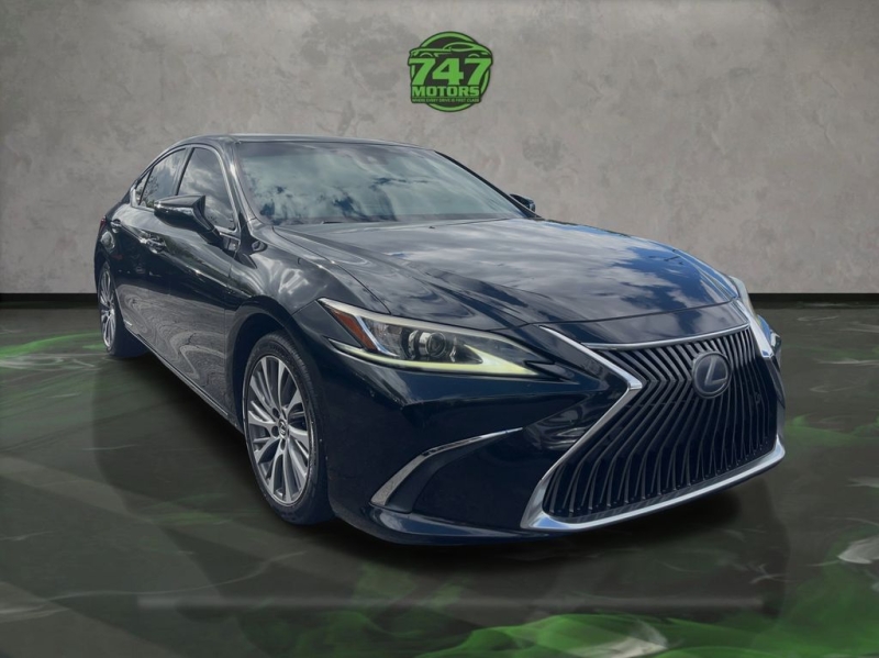 2019 Lexus ES