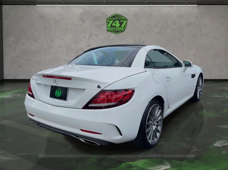 2017 Mercedes-Benz SLC