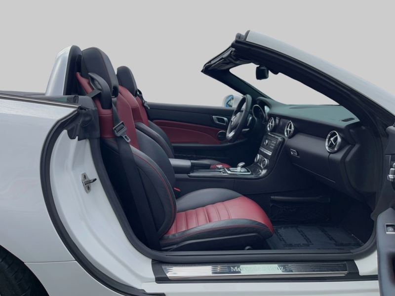 2017 Mercedes-Benz SLC