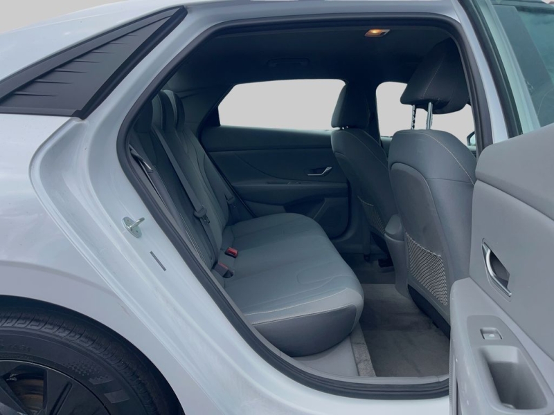 2022 Hyundai Elantra