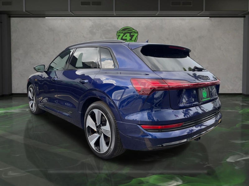 2022 Audi e-tron