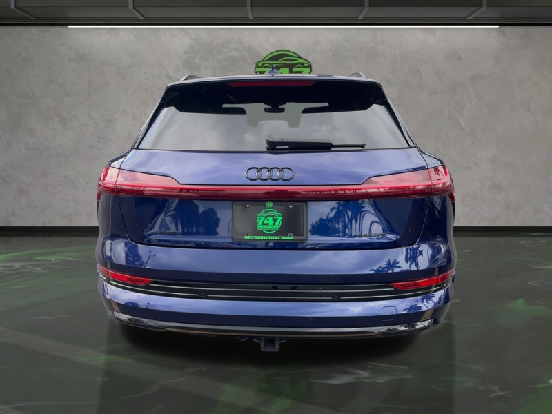 2022 Audi e-tron