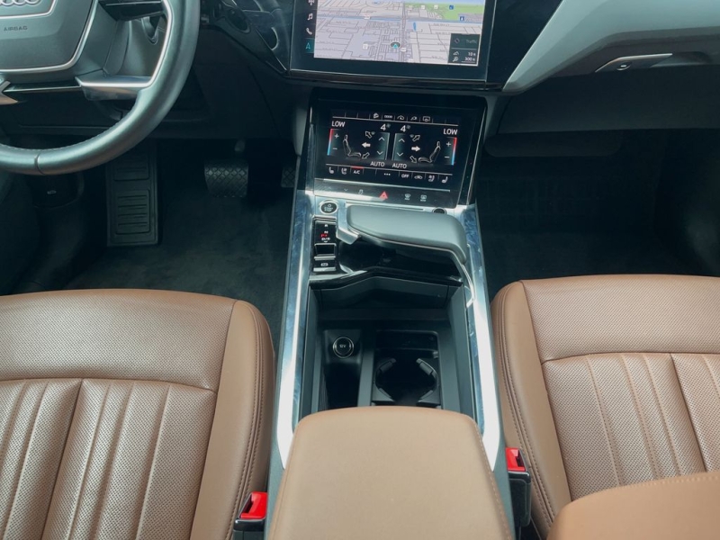 2022 Audi e-tron