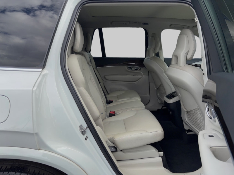 2016 Volvo XC90