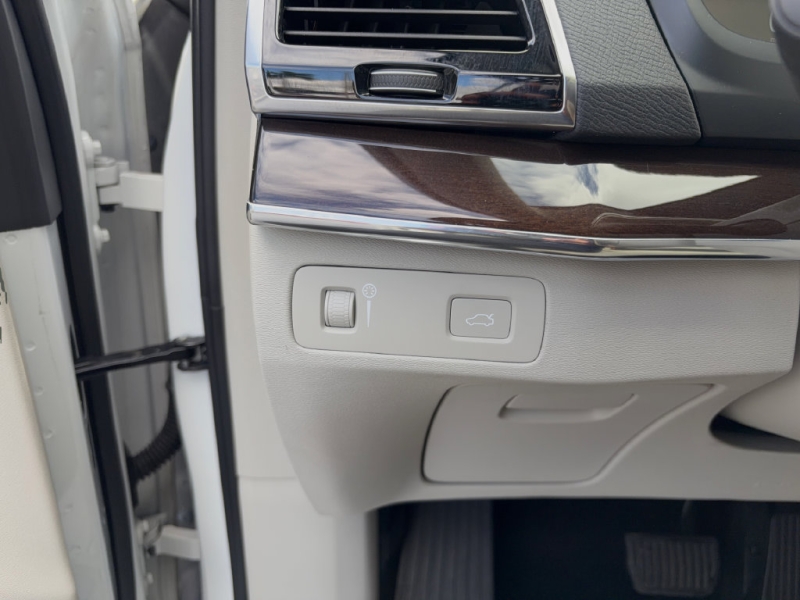 2016 Volvo XC90