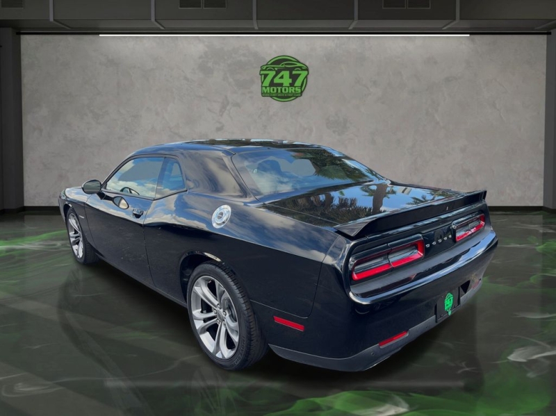 2021 Dodge Challenger
