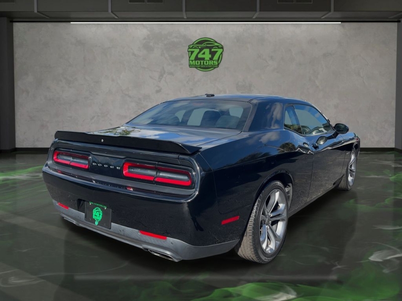 2021 Dodge Challenger