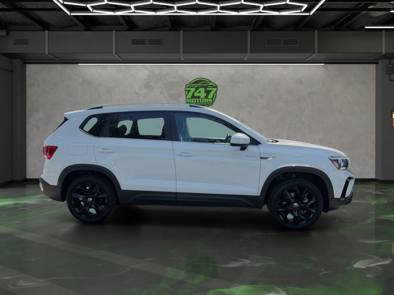 2023 Volkswagen Taos