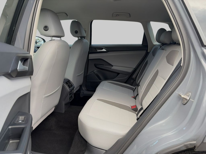 2023 Volkswagen Taos