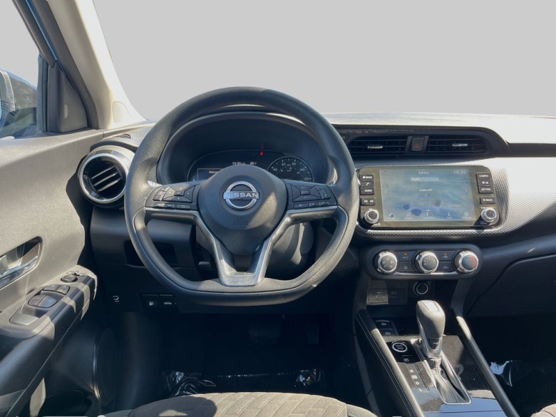 2023 Nissan Kicks