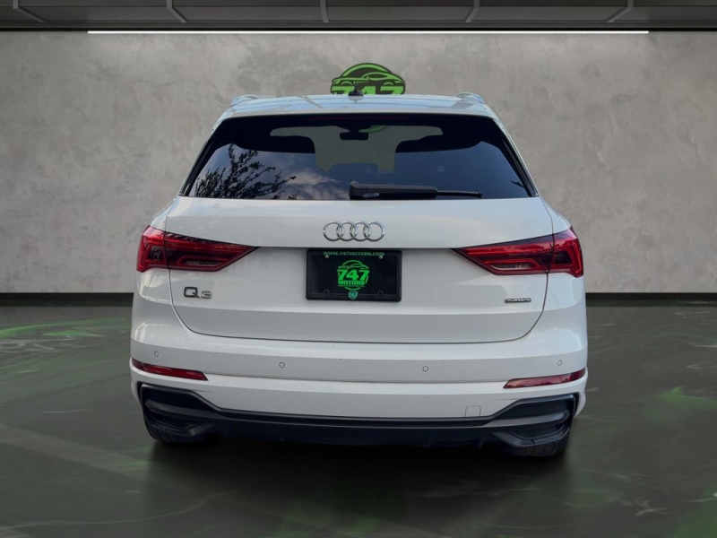 2022 Audi Q3
