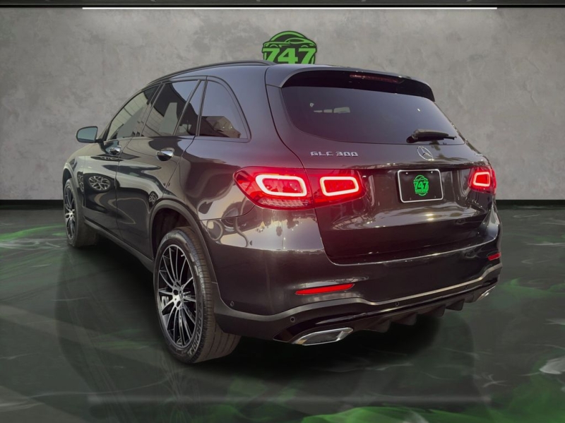 2022 Mercedes-Benz GLC