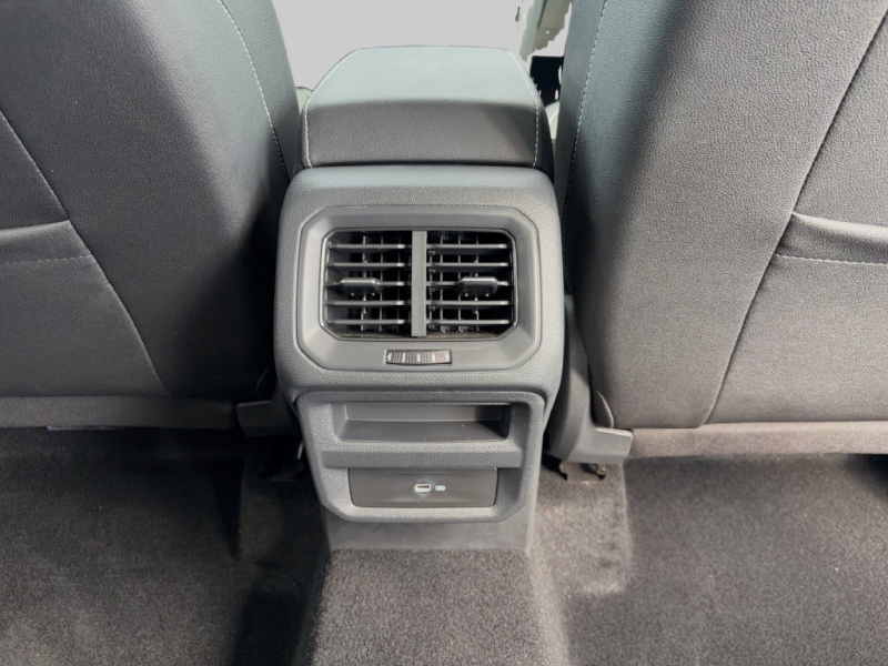 2023 Volkswagen Taos