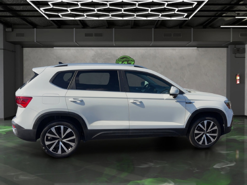 2023 Volkswagen Taos