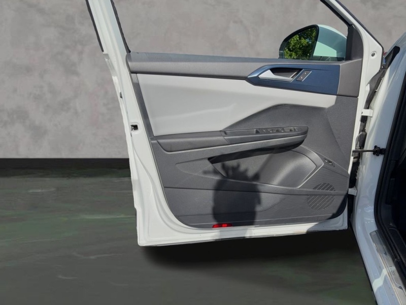 2023 Volkswagen Taos