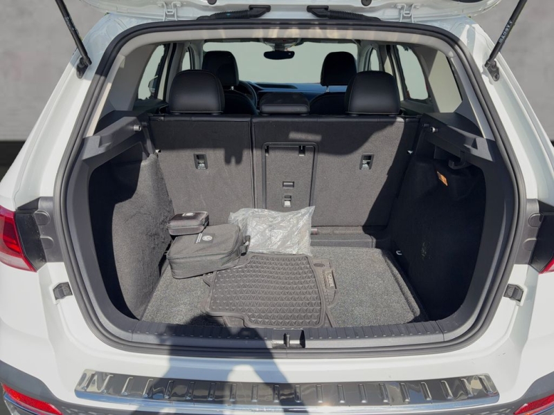 2023 Volkswagen Taos