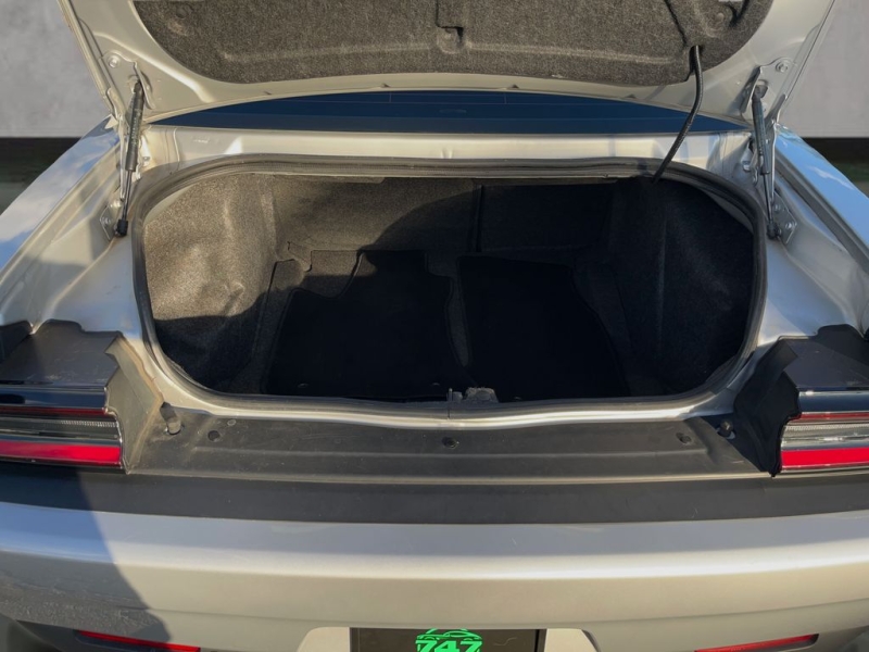 2022 Dodge Challenger