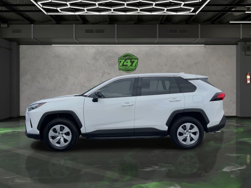 2024 Toyota RAV4
