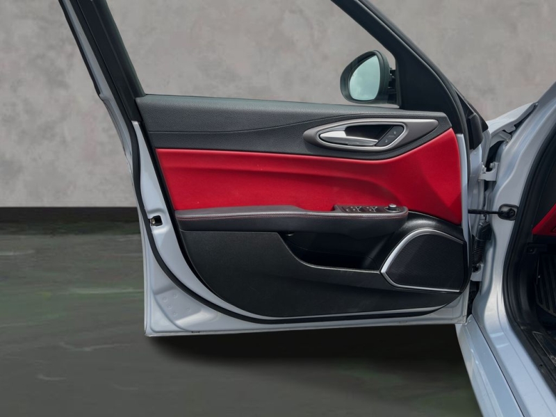 2021 Alfa Romeo Giulia