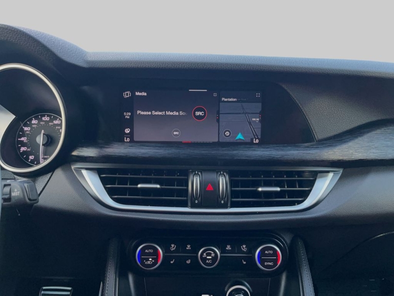 2023 Alfa Romeo Stelvio