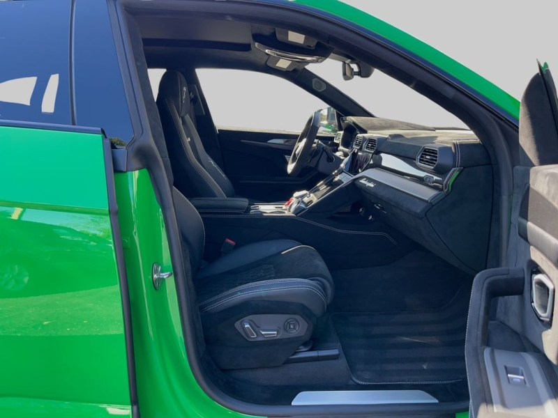 2024 Lamborghini Urus