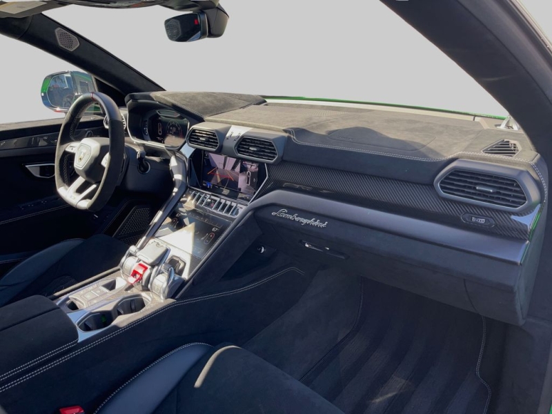 2024 Lamborghini Urus