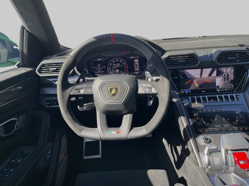 2024 Lamborghini Urus