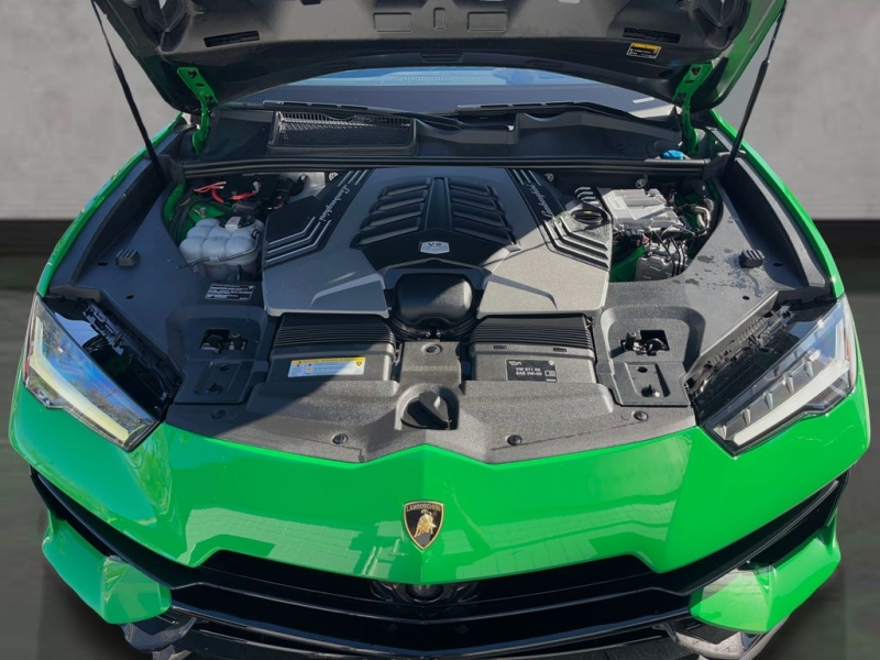 2024 Lamborghini Urus