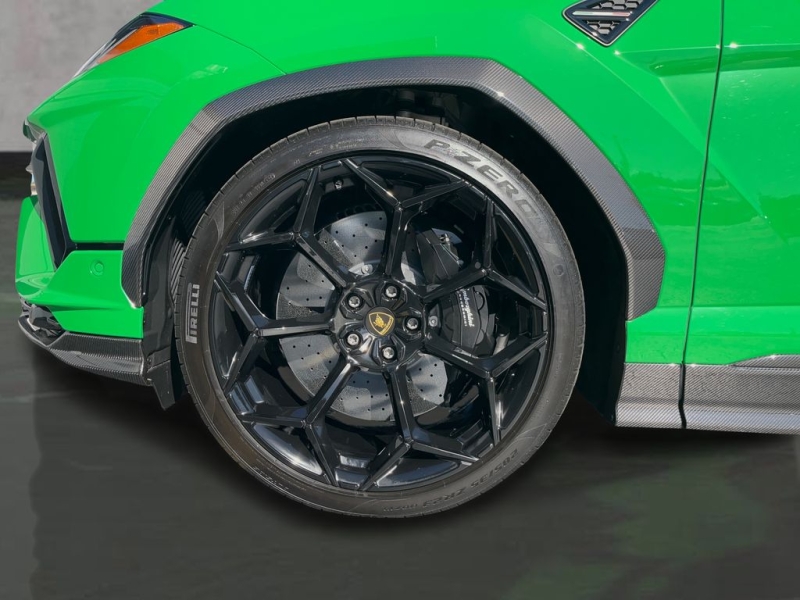 2024 Lamborghini Urus