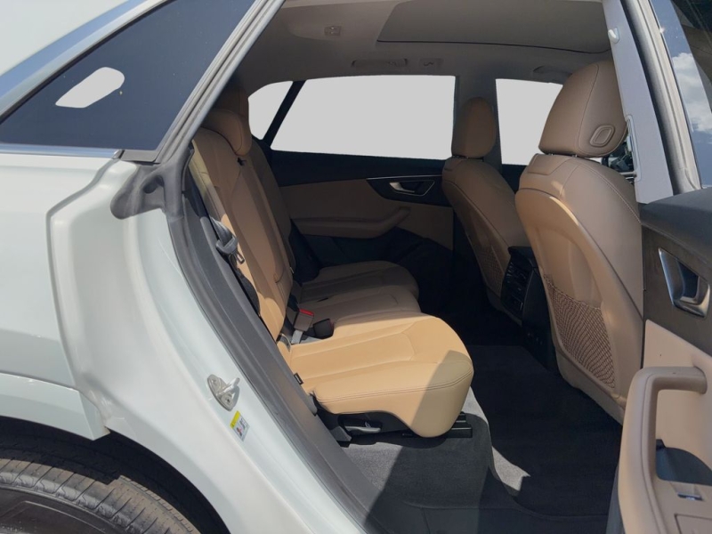 2023 Audi Q8