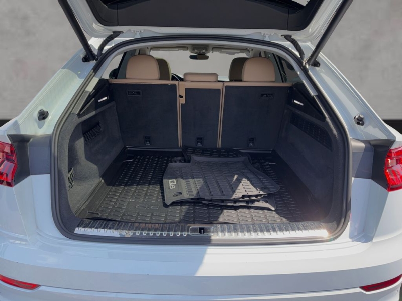 2023 Audi Q8