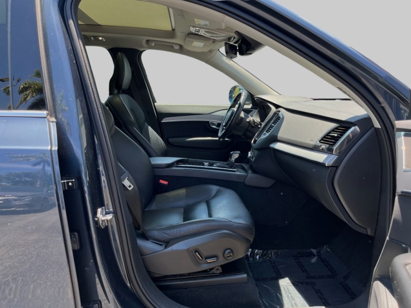 2021 Volvo XC90