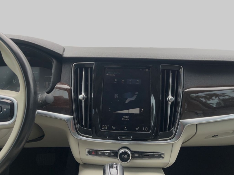 2018 Volvo S90
