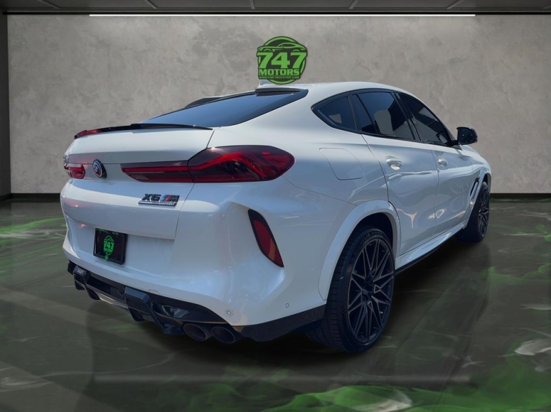 2022 BMW X6 M