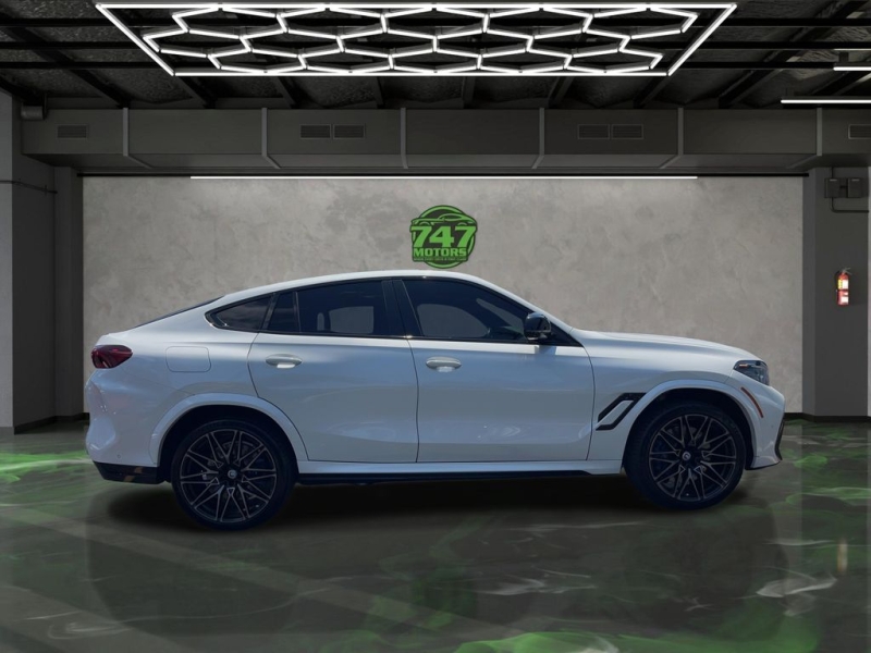 2022 BMW X6 M