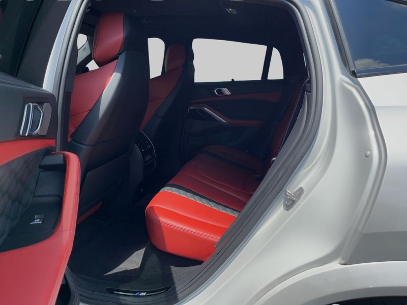 2022 BMW X6 M