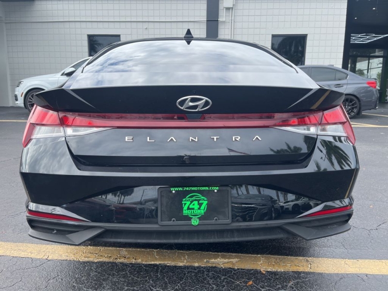 2022 Hyundai Elantra