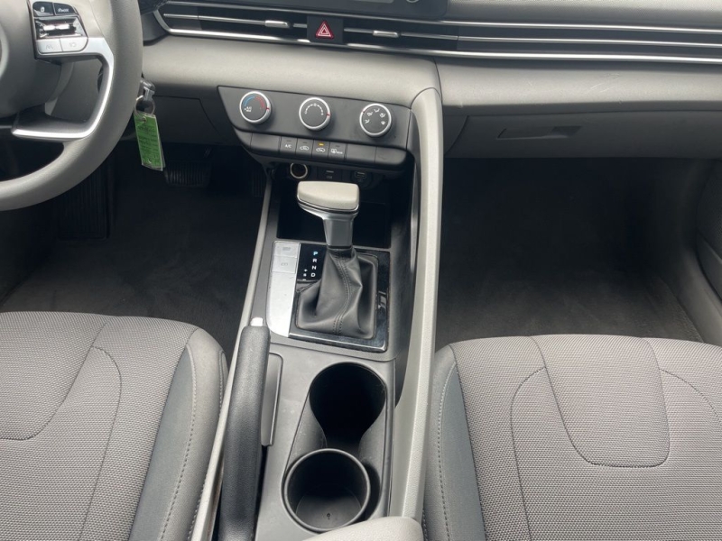 2022 Hyundai Elantra