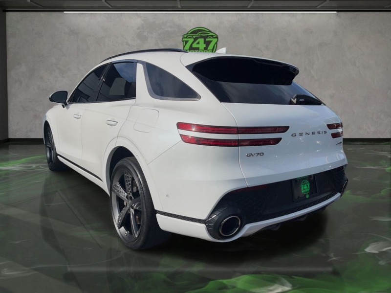 2022 Genesis GV70