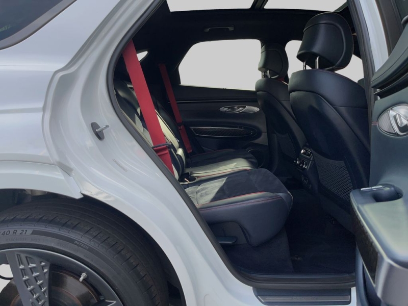 2022 Genesis GV70