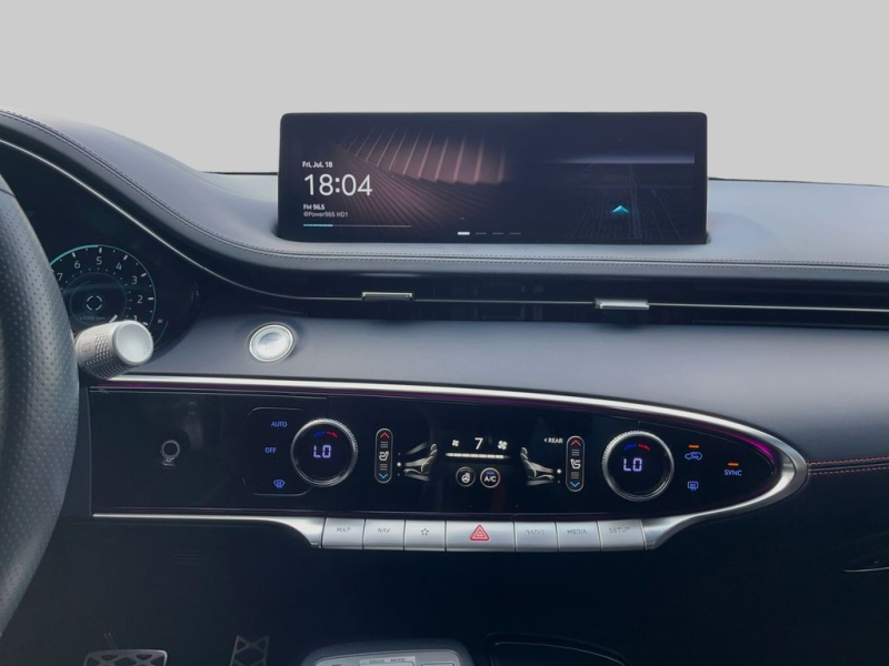 2022 Genesis GV70