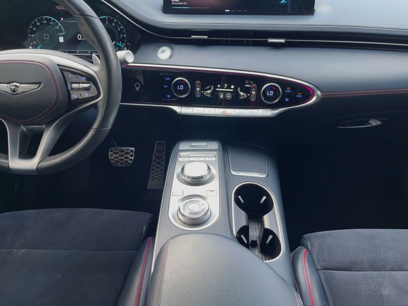 2022 Genesis GV70