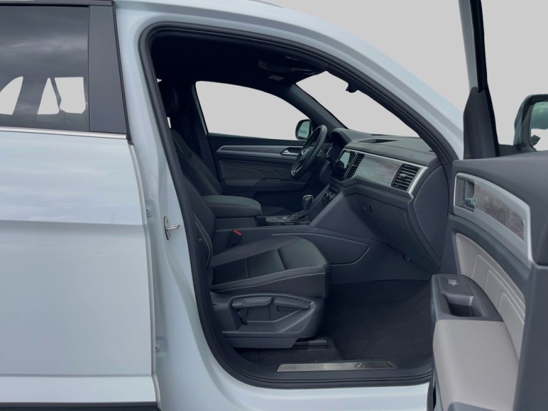 2023 Volkswagen Atlas Cross Sport